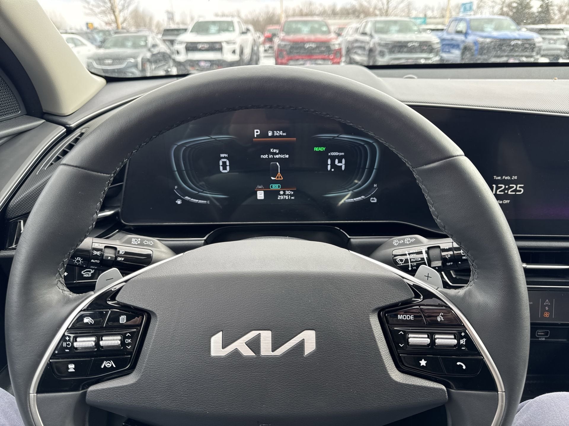 2024 Kia Niro SX